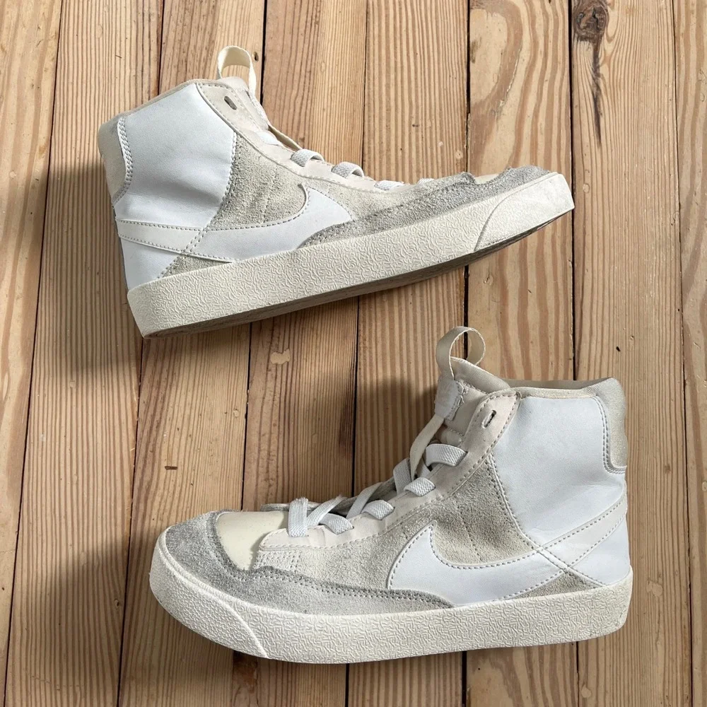 Nike Blazer Mid 77 Jumbo Sail White High Top Sneakers DQ6085-100‎ 3Y Kids casual